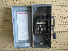 Square d 240 vac 30 amp 2 pole ac disconnect for photovoltaic systems d221nrb fusible and nema 3r rated. 60 Amp 3 Phase 240 Vac 3r Square D Fusible Safety Switch Disconnect Cat D322nrb Series F01 Drummond Industries