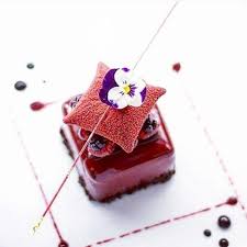 Pin By Crispus Bomu On Desserts Desserts Fancy Desserts Pastry Design