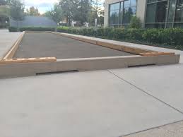 Bocce court pro oyster flour 50 lbs bocce court pro materials are shipped to residential and commercial bocce ball court projects in 50 pound bags anywhere in the usa, canada, mexico. Bocce Ball Court Construction Bocce Builders Of America