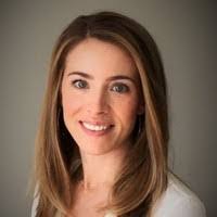 Amy Robb's Instagram, Twitter & Facebook