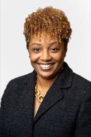 Mayra Servin's Instagram, Twitter & Facebook