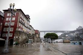 Olá, eu sou o joão melo, um discípulo de jesus, e toda semana procuro trazer um vídeo com uma linguagem simples, prática e direta para as nossas vidas, com. Sao Joao Espacos De Diversao Na Cidade Do Porto Com Horarios Alargados Tvi24