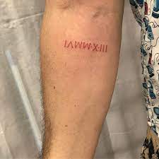 Smalltattoo Littletattoo Tinytattoo Fineline Finelinetattoo Finelinetattoos Tattoo Tattoos Romannumerals Letter Red Tattoos Tattoo Red Ink Tattoo Red