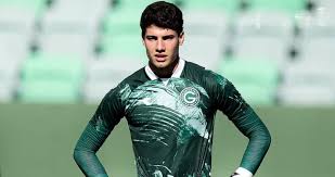 Goiás renova contratos de Murillo Carvalho e Danilo Cunha