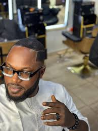 Second wife dey complain say her husband is not faithful. Help us out we  trying to settle the matter