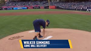 8/18/16: Walker Delivers Ball