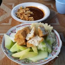 Apalagi kudapan yang memiliki rasa manis, pedas. Photos At Rujak Manis Ananas Pak Bejo 19 Tips