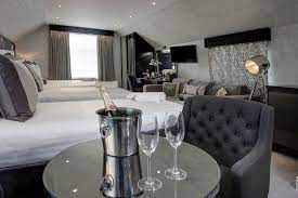 See 1,173 traveler reviews, 505 candid photos, and great deals for best western chiswick palace & suites, ranked #387 of 1,171 hotels in london and rated 4 of 5 at tripadvisor. Best Western Chiswick Palace Suites Hotels In London London