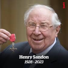 🔴 Henry Sandon, a former Antiques Roadshow expert, has died aged 95