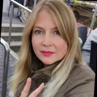 10+ "Alice Nice" profiles