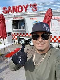 Andrew Colunga's Instagram, Twitter & Facebook