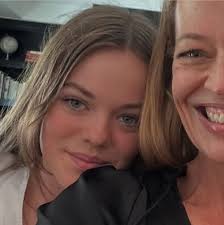 Jeri Ryan (official account): "My incredibly kind, smart, sensitive,  talented, beautiful daughter turned 17 today. I couldn't be luckier or more  proud to be your mom, My Pea. I love you x