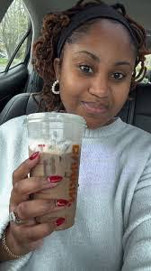 Tina Wesner's Instagram, Twitter & Facebook