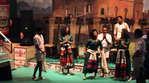 The men engage in several activities, including agriculture, weaving, pottery and iron works. Traditional Ethiopian Dance Eskista 1080p Youtube