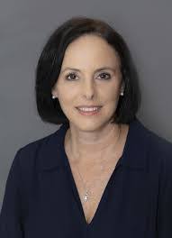 Kimberly Allison's Instagram, Twitter & Facebook