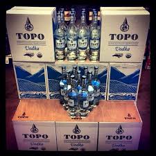 Topovodka Display Northcarolina Chapelhill Microdistillery Vodka Vodka Bottle Distillery