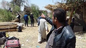 ناقش الدكتور أحمد عزيز، رئيس جامعة سوهاج، اليوم الجمعة، مع فريق وحدة رصد المشكلات المجتمعية التابعة لقطاع خدمة المجتمع وتنمية البيئة، آليات. Mbp70jjzweea M