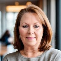 Janice Huey's Instagram, Twitter & Facebook