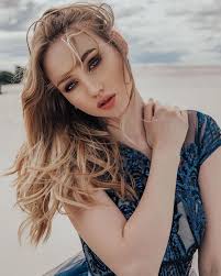 Alya Demchenko 🦋 model