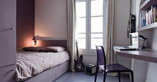 Arranging bedroom furniture is much easier if you can visualize patterns and placement in your mind before you physically move a piece of furniture. How To Arrange The Furniture In A Small Bedroom Recommendation From Designers My Lovely Home