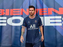 The sporting director, leonardo, made a direct approach to messi's father, jorge, and the player's lawyers. 1qrweh Aivp5sm