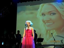 Amy Cofer's Instagram, Twitter & Facebook