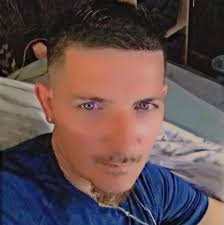 Please help! #MVP #fishingislife #brazalocustomlures #arkansasoutdoors #eye  #showroom #Arkansas #notify #bassfishing #turtles #lake #new #buzzbait