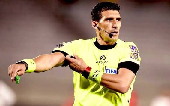 Andrés Merlos es el árbitro para BOCA - RIVER.