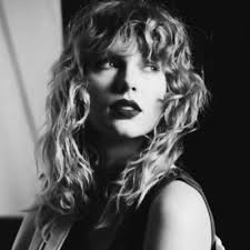 Sienna Patterson (@yasssswift)