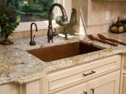 Beautiful use of color but the columns seem out of place in this design. 10 Beautiful Granite Colours For Countertops Inovastone