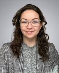 Sonia Schilling's Instagram, Twitter & Facebook