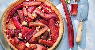 Le temps de préparation est de 30 min. Recette Tarte A La Rhubarbe Pomme Et Framboise Marie Claire