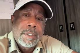 Chris Stapleton & John Mayer Once Wrote A Song Called “I Just Remembered  That I Didn't Care” Just To Play It Live Together, & I Think It's Time They  Release It |