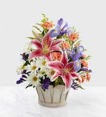 Florist partner hand delivery last minute flowers. Flowers By Tammy Weddings Rentals Gfts The Ftd Wondrous Nature Bouquet Greeneville Tn 37745 Ftd Florist Flower And Gift Delivery