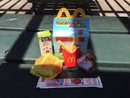 Mcdonald's just announced that it will be replacing the minute maid apple juice box with honest kids brand organic apple juice box in its happy meals, which drops the drink calorie. Alphapower65 On Twitter Cheeseburger Fries Apple Juice Go Gurt And Toy Mcdonalds Happymeal Mario Nintendo Nintendoswitch Supermario Https T Co Zcqtsfl6o6