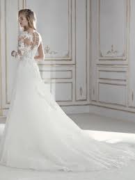 This product belongs to home , and you can find similar products at all categories , weddings & events , wedding dresses. La Sposa Pina Size 12 Color Off White Fantasy Wedding Dresses Wedding Dresses Fit N Flare Wedding Dress