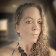 Are there any community groups in or near Marthasville that play cards?