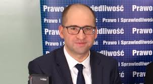 Tymczasem porozumienie, czyli sojusznik partii rządzącej, przekonuje, że nikt nie konsultował z do jego formacji dołączą dotychczasowy wiceprezes partii wolność robert anacki, działacze. Adam Bielan Chce Wykluczenia Roberta Anackiego Z Porozumienia Ludzie