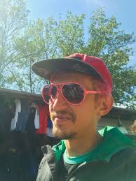 With great sadness, the Trance Bum team mourns the passing of our label dj,  friend and colleague Sergey Lazarev aka Loki/Owlett/Viekas/Donny Stars.  Trance Bum offers their deepest condolences to the family and