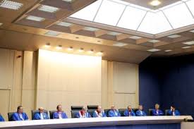 Verbanck aan hoe kwetsbaar de rechterlijke macht is wanneer ze frontaal in aanvaring komt. Hoorzittingen Rond Aanduiding Rechter Bij Grondwettelijk Hof Het Nieuwsblad Mobile