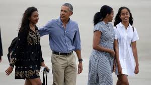 Barack obama, michelle obama, ann dunham, barack obama sr. Barack Obama Says Daughters Malia Sasha Probably Won T Run For Office