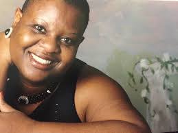 Carolyn Brackin's Instagram, Twitter & Facebook