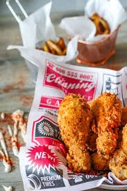 Pilons De Poulet Croustillants Facon Kfc En 2020 Pilon De Poulet Croustillant Recettes De Cuisine Poulet Croustillant