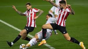 La supercoupe d'espagne de football (nommée également supercopa de españa) est une compétition de football créée en 1982, opposant le champion d'espagne au vainqueur de la copa del rey. 3luer2 Tcmjepm