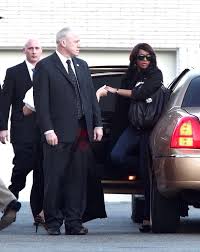 Bobbi Kristina Brown Crashes Car Bobbi Kristina Brown Celebrities Celebrity News