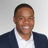 Donovan Lazar's Instagram, Twitter & Facebook