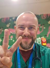 Sean Monaghan (@DrSeanMon)