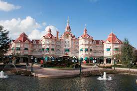 Dit disneyland parijs hotel is een ideaal hotel voor een verblijf op het disneyland parijs resort in het voorjaar, zomer, of najaar. Free Download Disneyland Hotel Disneyland Paris France 2000x1333 For Your Desktop Mobile Tablet Explore 48 Disneyland Paris Wallpaper Free Disney Desktop Wallpaper Background Disney Wallpaper For My Desktop Free