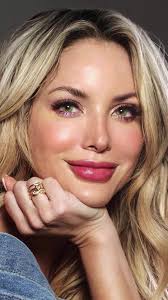 Ahora vez la importancia de unos labios definidos #famosas #ecuador #labios  #dayanaraperalta #erikavelez #alejandrajaramillo