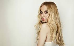 Скачивай и слушай anna vissi psixedelia грузинские песни и anna vissi tiranniemai на zvooq.online! Anna Vissi Piraeus September 10 What S On Ekathimerini Com